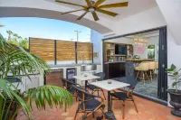North Beach Villa - balcony
