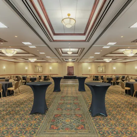 Hilton Garden Inn Milwaukee Northwest Conference Center