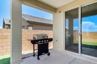 Suburban Santa Fe Home Near Main Street & I-25 - Wifi