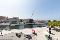 Art Home Apartments - Apartments
