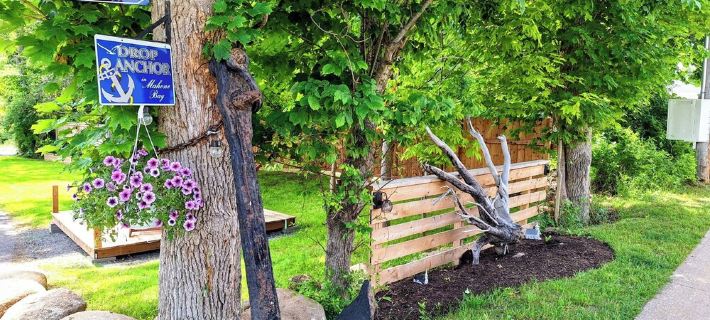 Tucked away on quiet street but short walk to Mahone Bay and all its amenities. Hotels in Lunenburg County