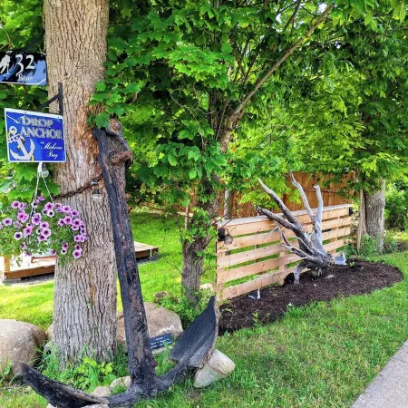 Tucked away on quiet street but short walk to Mahone Bay and all its amenities.