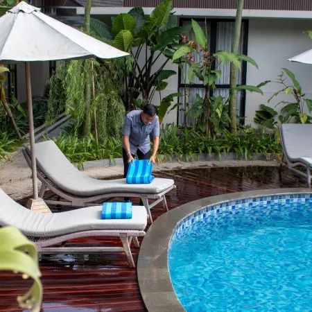 Azana Garden Hill Resort Blora