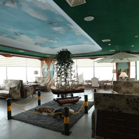 Benikea Hotel Mountain & Ocean Daepohang Отели рядом с достопримечательностью «Порт Daepohang»