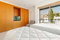 Charming Holiday House with Stunning Views in Albufeira - บังกะโล