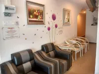 CMN Hotel & Homestay - 2 étoiles