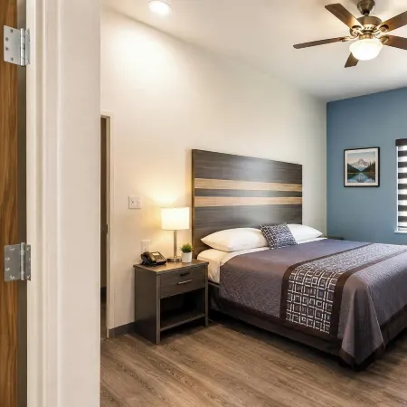 Texas Bungalows Hotel & Hotel Que at Lakeline Austin Cedar Park