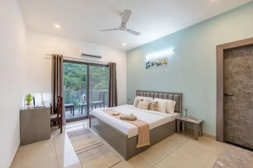 Premium 2bhk at Lakecity Apartments by Viraalay - Apartments