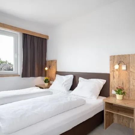 Snooze Apartments