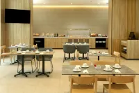 City Express Plus by Marriott Monterrey Centro - Aamiainen