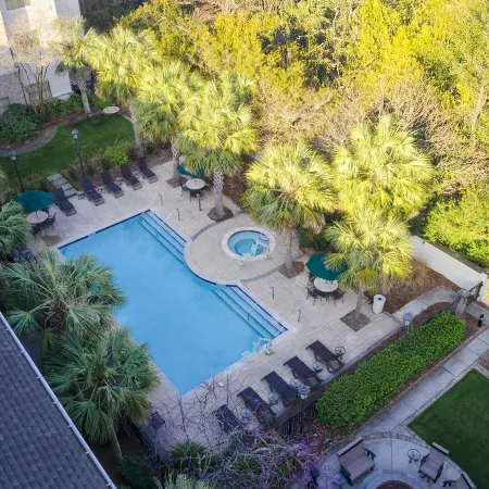 Courtyard Charleston Mt. Pleasant