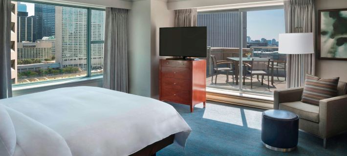 Marriott Downtown at CF Toronto Eaton Centre Отели в г. Торонто