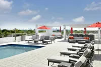 Four Points by Sheraton Coral Gables - Rooftop Pools