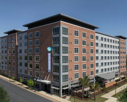 Tru by Hilton Columbia Downtown Hotels near Trustus Theatre
