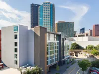 AC Hotel Pittsburgh Downtown Hotels near The Strip