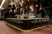 Motel One Dresden am Zwinger - 3-Star