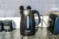 2-bed Apartment in Manchester - Free Parking - Wifi