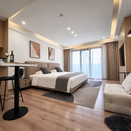CC LUX Suites