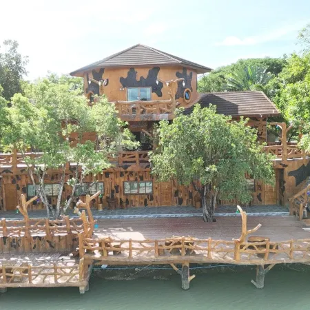 Timberland and Fruit Resort