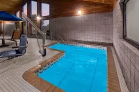 AmericInn by Wyndham Mankato Event Center - Hot Tub