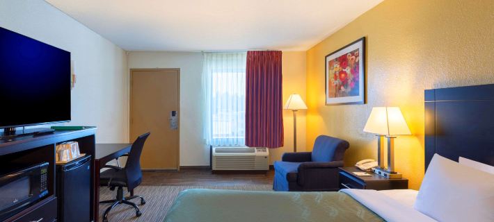 Quality Inn at Arlington Highlands Hotels in Arlington