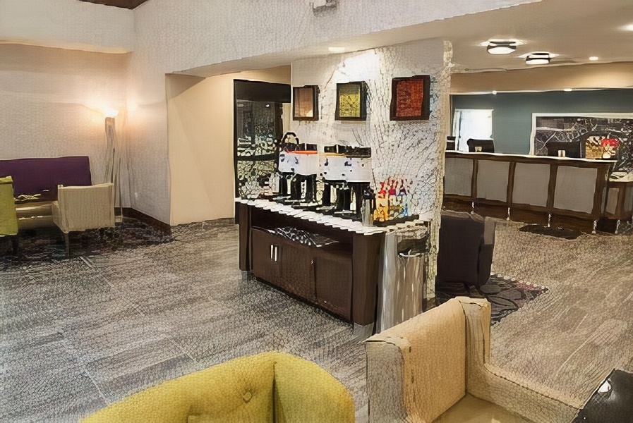 Hampton Inn & Suites Bay City