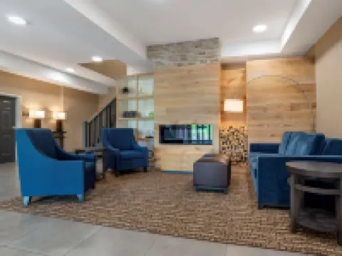 Comfort Inn & Suites Millbrook-Prattville Hotels in Millbrook