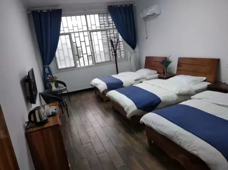 Hong'an Changsheng Street Hotel Отели рядом с достопримечательностью «Changsheng Street»