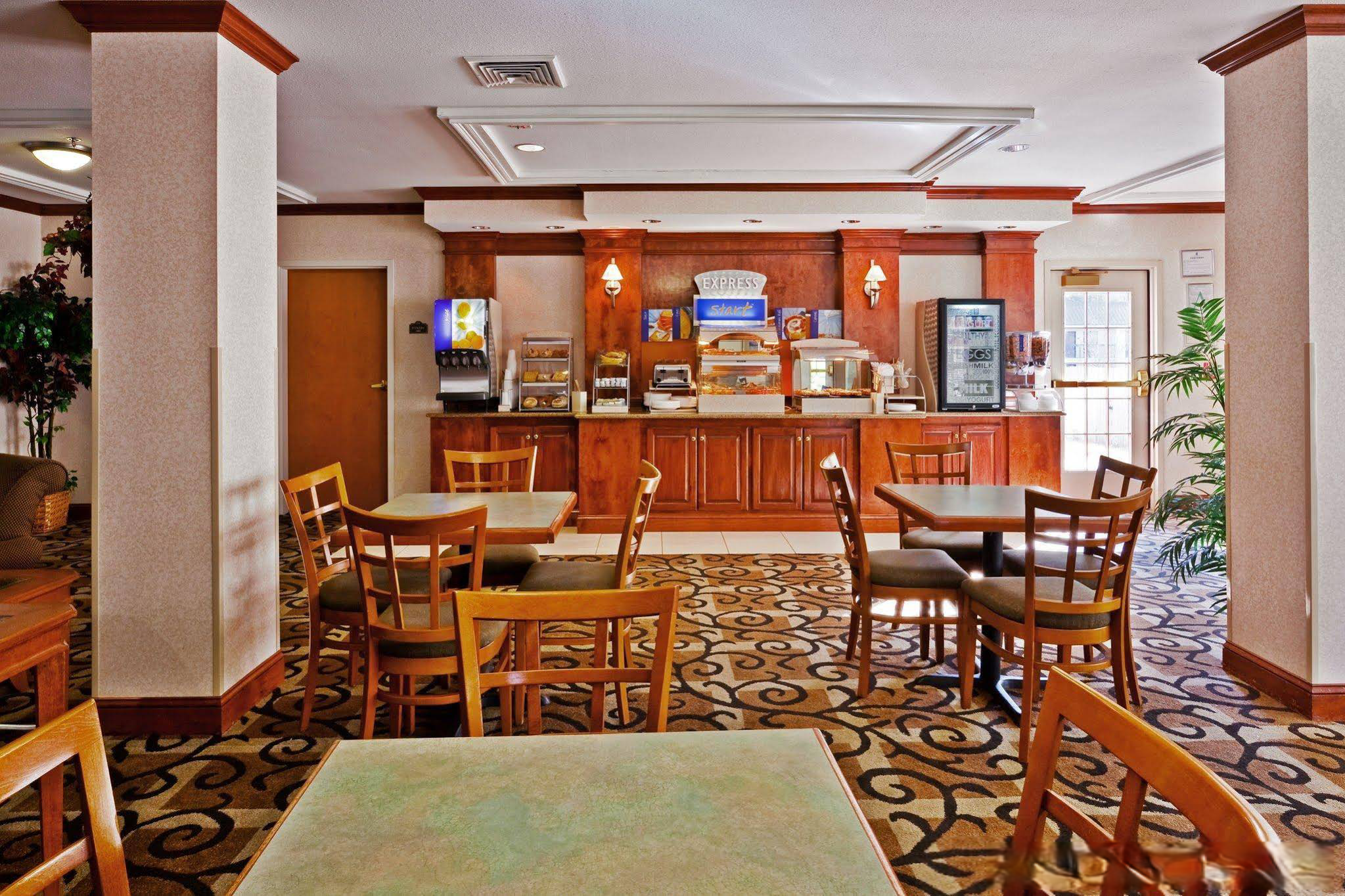 Holiday Inn Express Hotel & Suites Meridian, an Ihg Hotel