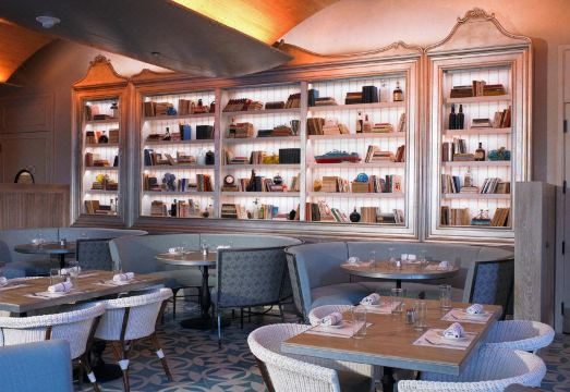 W 할리우드 이미지