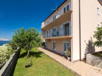 Suzana Hoteles cerca de Nehaj Fortress