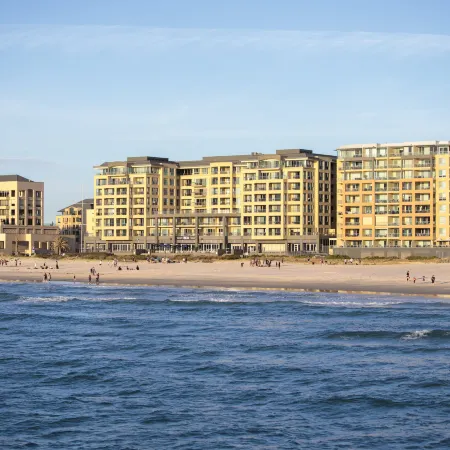 Oaks Glenelg Plaza Pier Suites