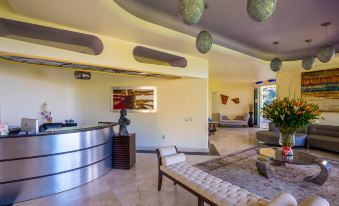 Beach Frontage Armonia Villa with Stunning Views.