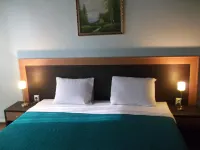 Welcome to Hotel Vila Silia - Your Home Away from Home - 2-Star