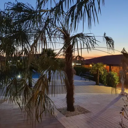 Family Double Room with Private Bathroom in Gojim - Wifi and AC
