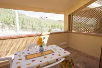 Case Vacanza Renella 3 Beds: Balcony, Wifi, Self-Catering, 200mt from the Sea