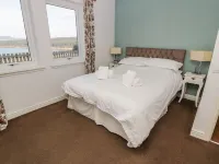 Starfish Cottage Hotels near Walk Highlands - Isle of Ulva