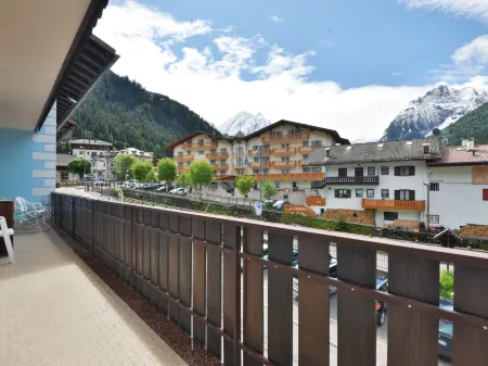 Apt 1 Отели рядом с достопримечательностью «Sellaronda»