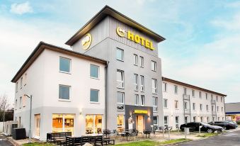 B&B HOTEL Kassel-Süd - Housity