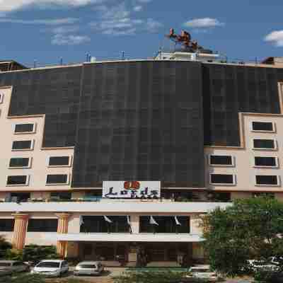 Lords Plaza Surat Hotel Exterior