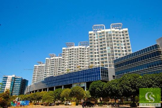 2. C스위트 앳 8..