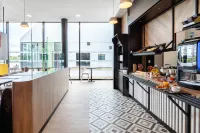 B&B HOTEL Cergy Saint-Christophe Hôtels à : Cergy