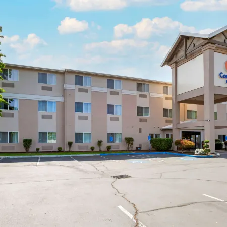 Comfort Inn Medford South