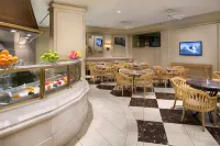 Hilton Los Angeles Airport - breakfast