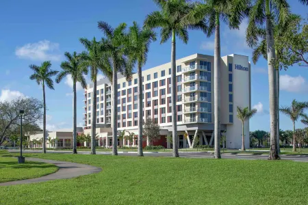 Hilton Miami Dadeland Отели рядом с достопримечательностью «Парк Тропикал»