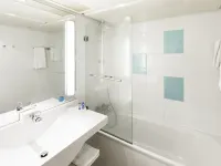 Novotel Edinburgh Park コー​​ストフィン周辺のホテル