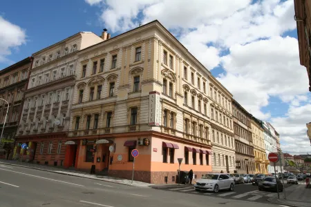 Anette Hotel