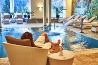 Steigenberger Icon Grandhotel Belvédère - Pools