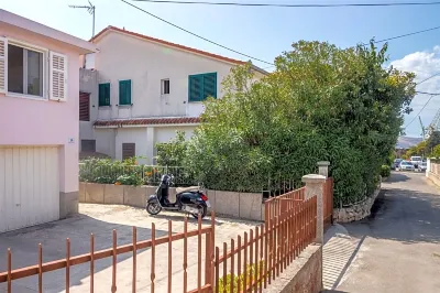 Apartment and Rooms Ruza فنادق في Okrug Gornji