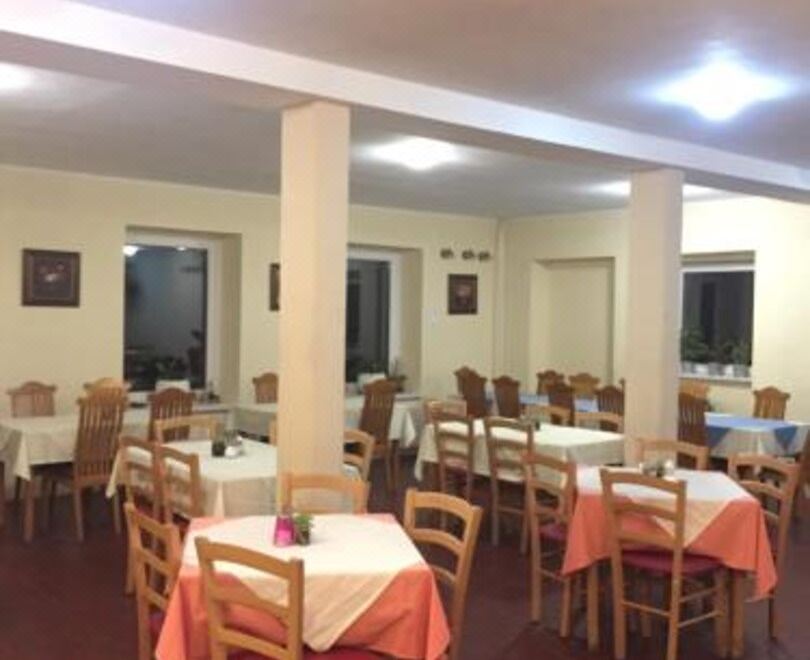 exposición jugador Para buscar refugio Youth Hostel Nika-Kranjska Gora Updated 2023 Room Price-Reviews & Deals |  Trip.com
